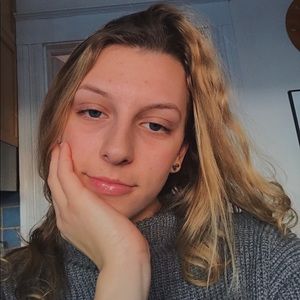 Meet your Posher, Lucy